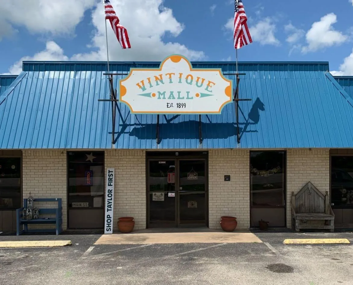 Vintique Mall Top Hat Chimney Sweeps